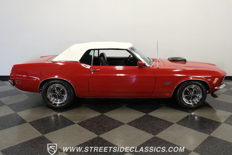 Ford-Mustang-1970-Red-Black-11