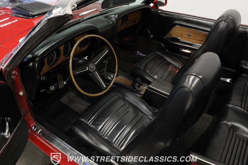 Ford-Mustang-1970-Red-Black-3