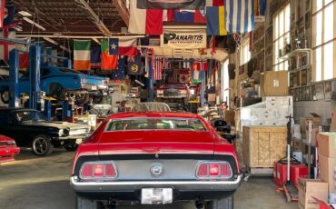 Ford-Mustang-1971-Fastback-11