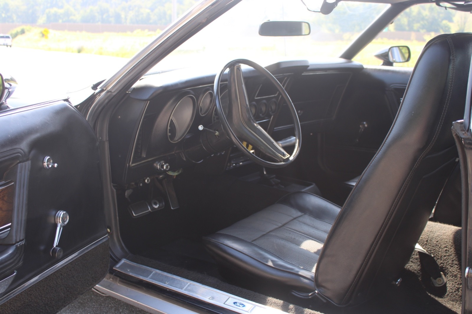 Ford-Mustang-1971-Fastback-13