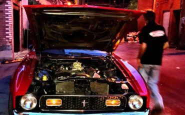 Ford-Mustang-1971-Fastback-32