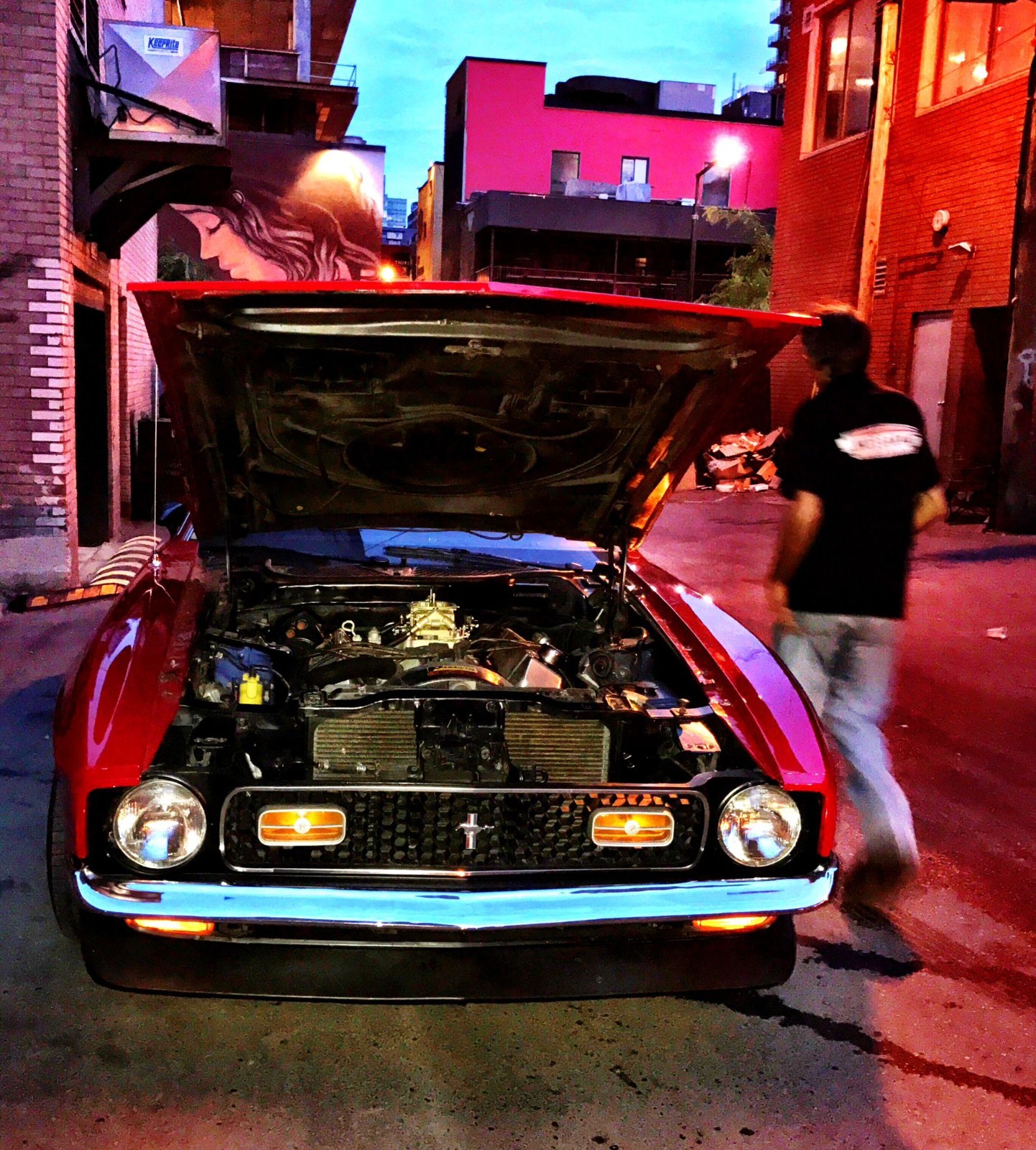 Ford-Mustang-1971-Fastback-32