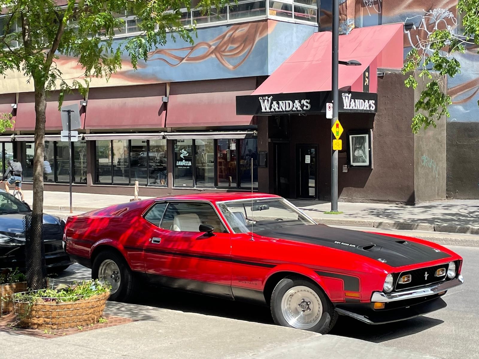 Ford-Mustang-1971-Fastback-34