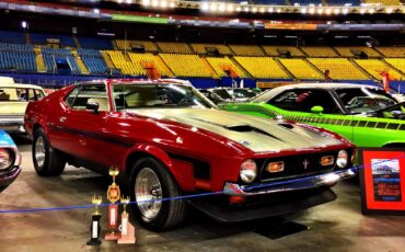 Ford-Mustang-1971-Fastback