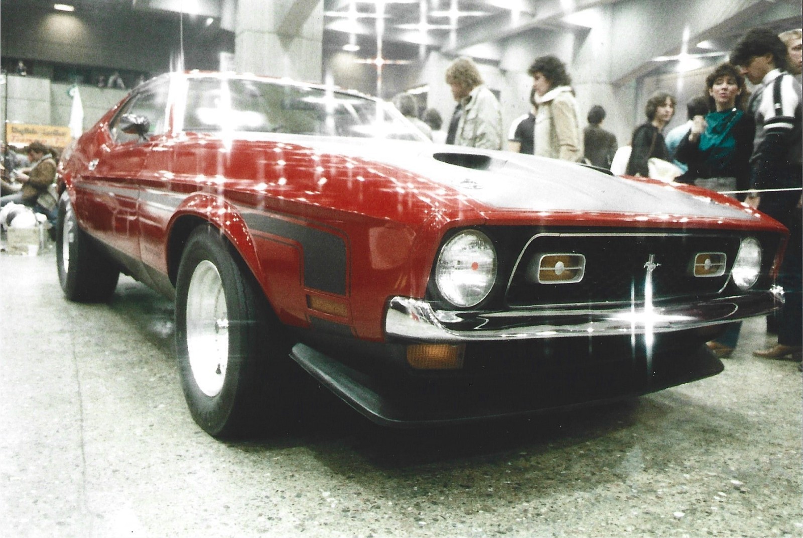 Ford-Mustang-1971-Fastback-4