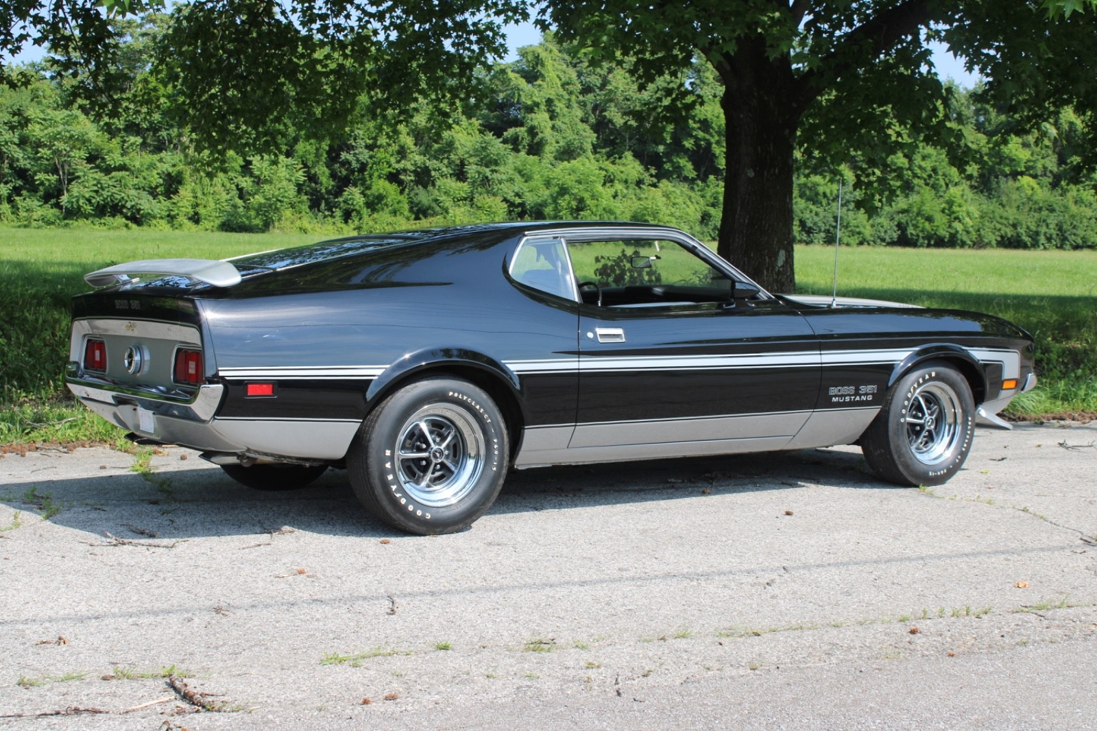 Ford-Mustang-1971-Fastback-6