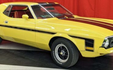 Ford-Mustang-1972-Coupe