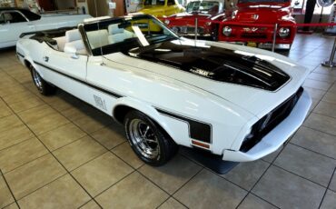 Ford-Mustang-1973-Classic-Car-11