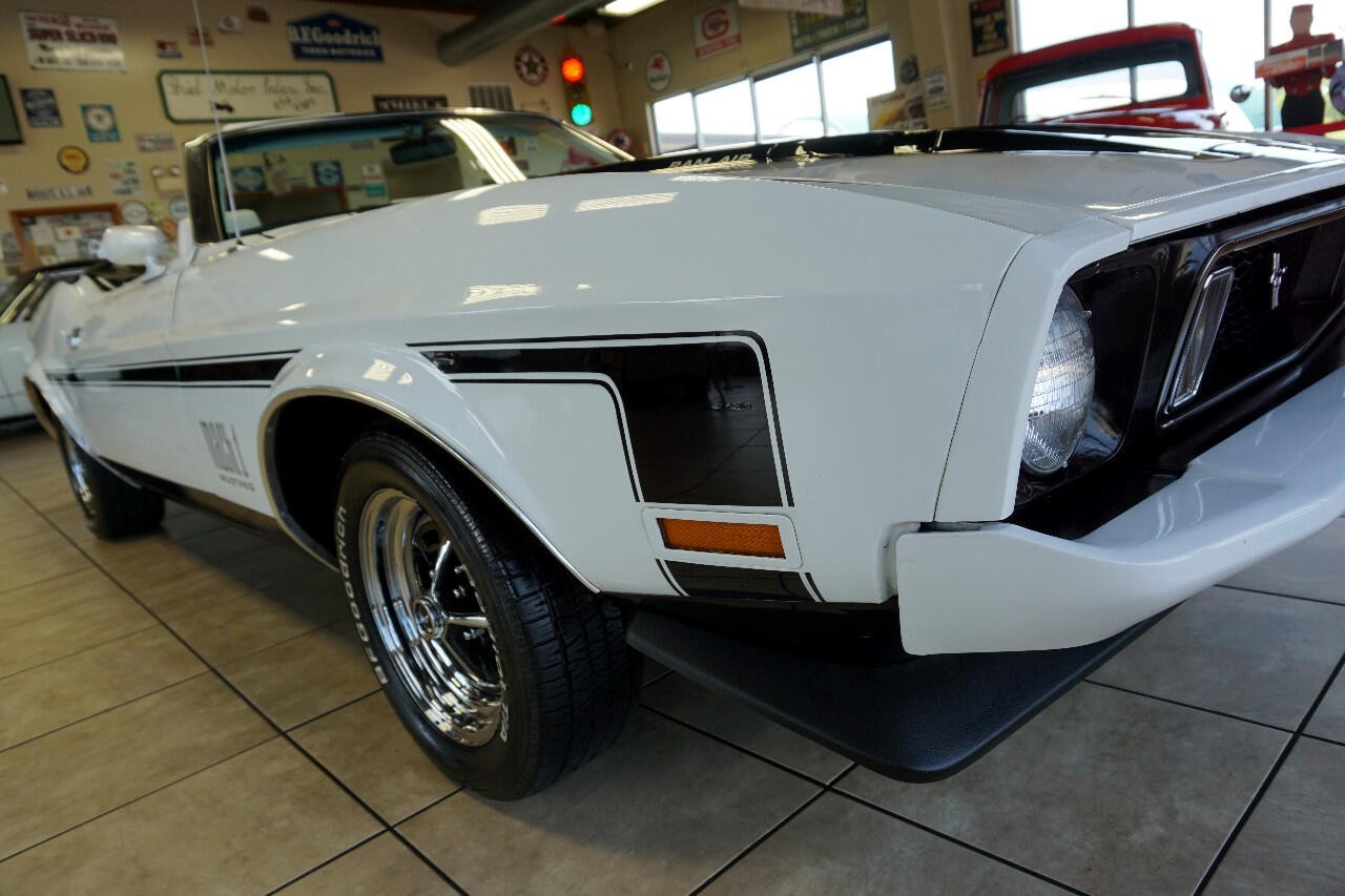 Ford-Mustang-1973-Classic-Car-14