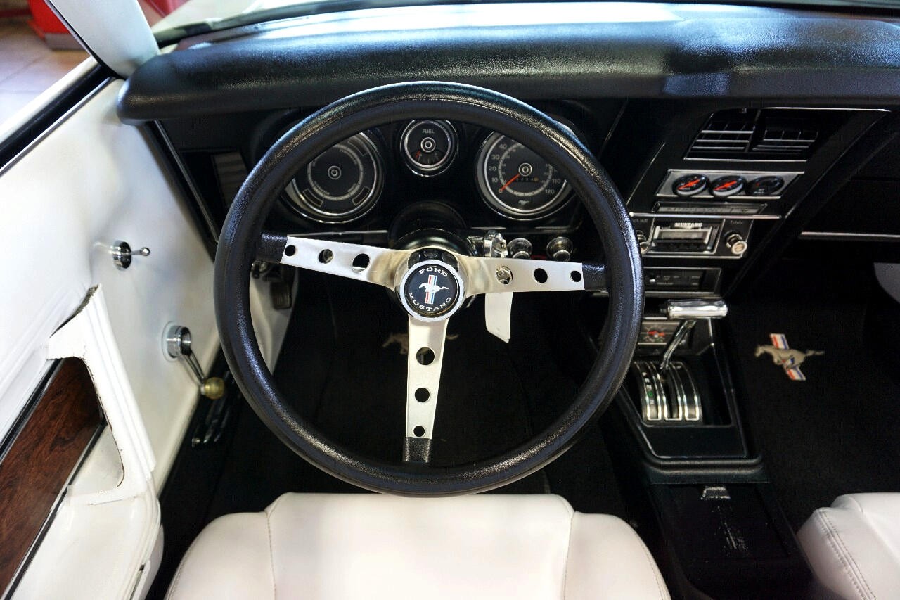 Ford-Mustang-1973-Classic-Car-26
