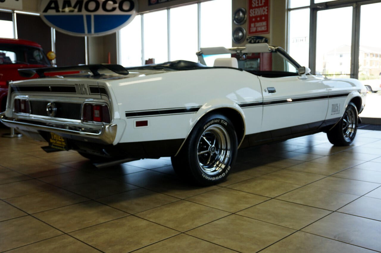 Ford-Mustang-1973-Classic-Car-8