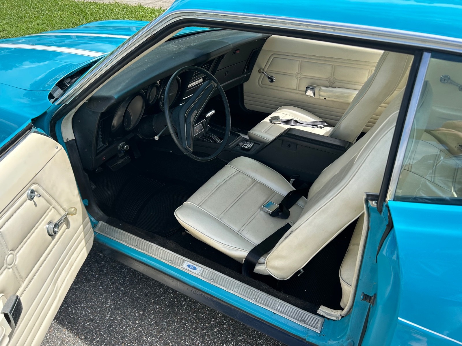 Ford-Mustang-1973-Coupe-5