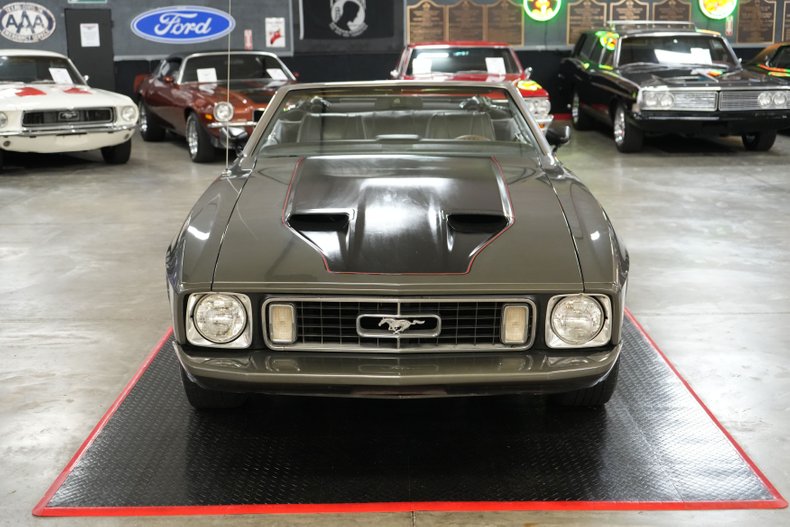 Ford-Mustang-1973-Gray-Black-13