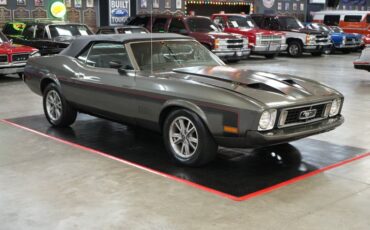 Ford-Mustang-1973-Gray-Black-20