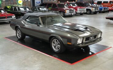 Ford-Mustang-1973-Gray-Black-23