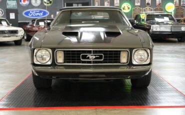 Ford-Mustang-1973-Gray-Black-32