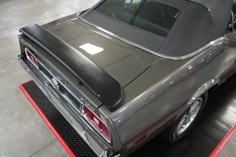 Ford-Mustang-1973-Gray-Black-47