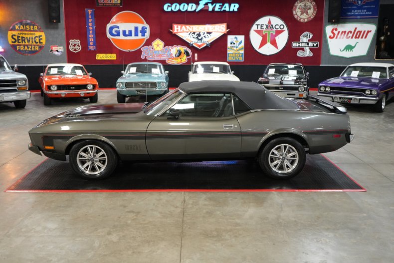 Ford-Mustang-1973-Gray-Black-6