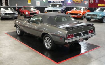 Ford-Mustang-1973-Gray-Black-7