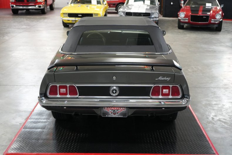 Ford-Mustang-1973-Gray-Black-8