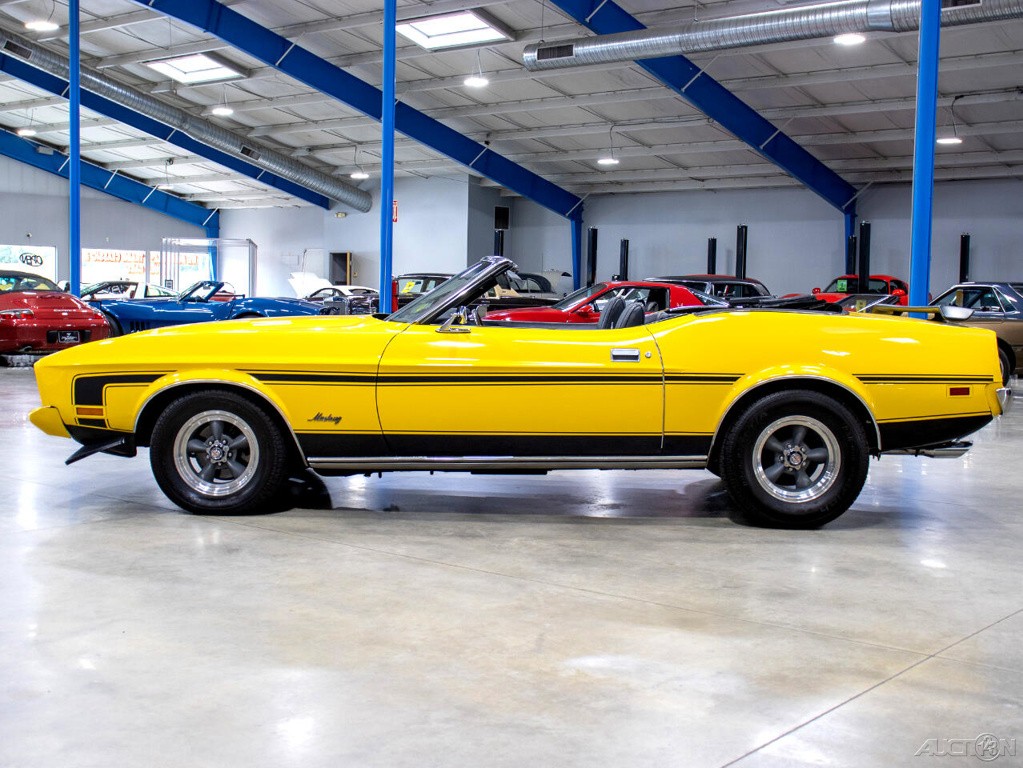 Ford-Mustang-1973-Other-3