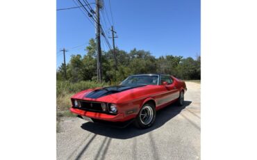 Ford-Mustang-1973-red-white