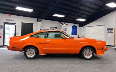 Ford-Mustang-1978-Coupe-3