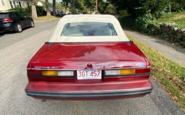 Ford-Mustang-1983-Convertible-4