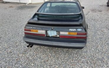 Ford-Mustang-1985-Black-4