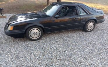 Ford-Mustang-1985-Black-5