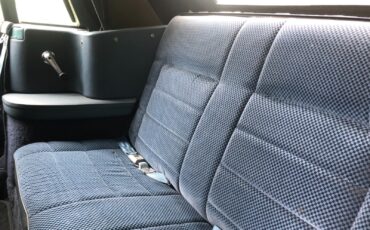 Ford-Mustang-1985-Convertible-16