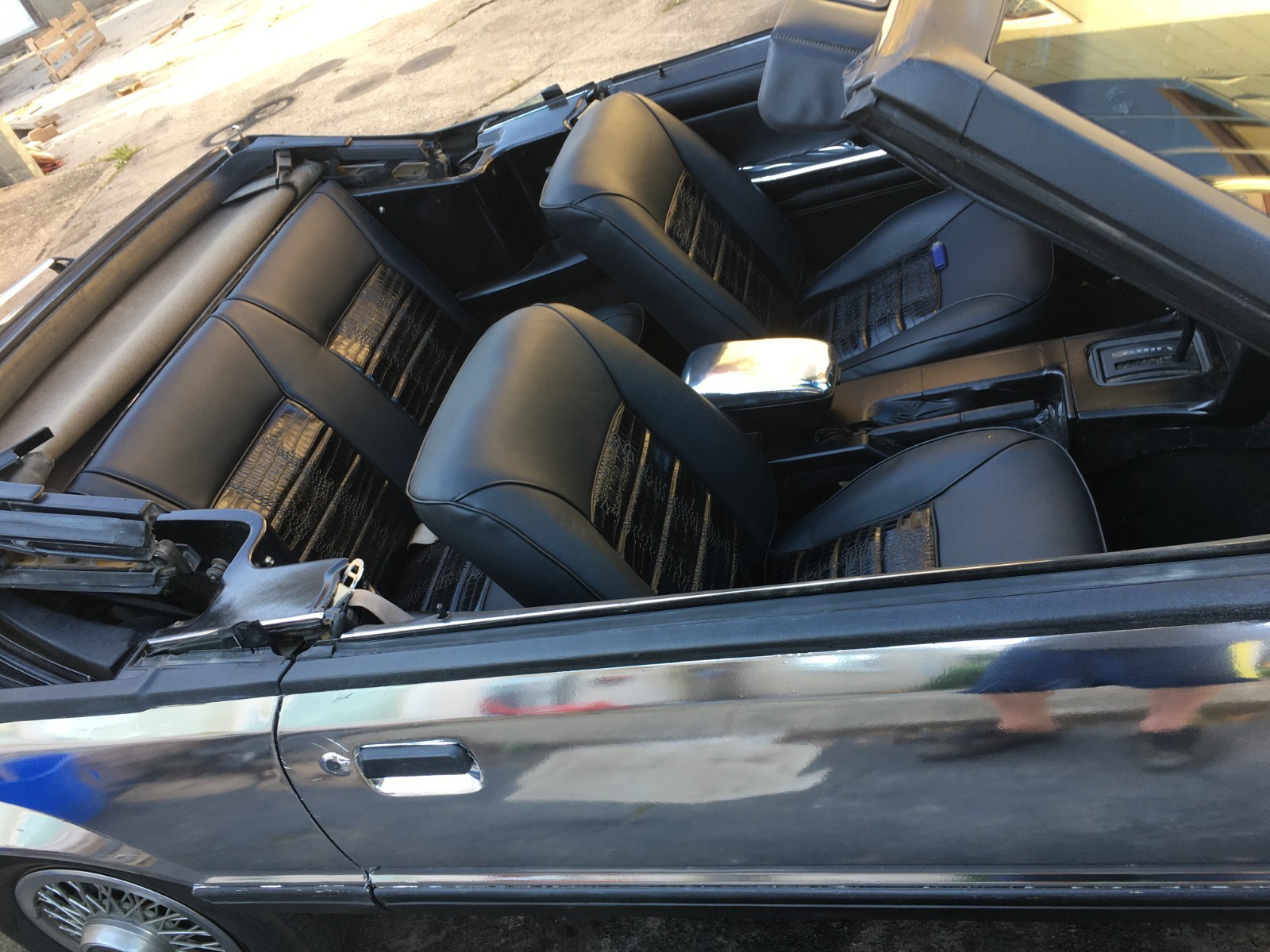 Ford-Mustang-1987-Convertible-1