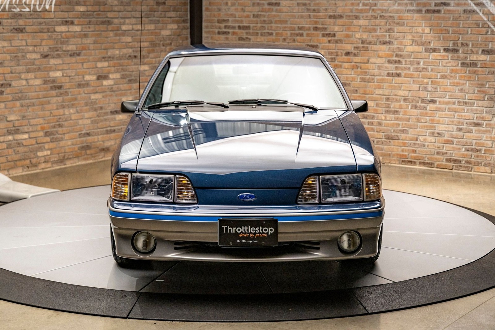 Ford-Mustang-1987-Coupe-1
