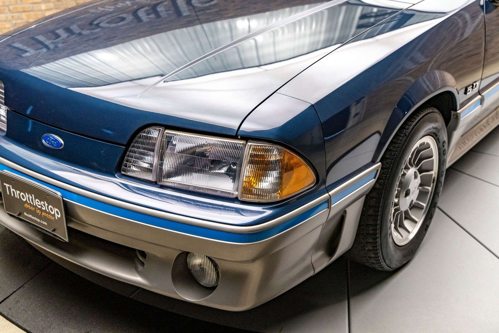Ford-Mustang-1987-Coupe-16