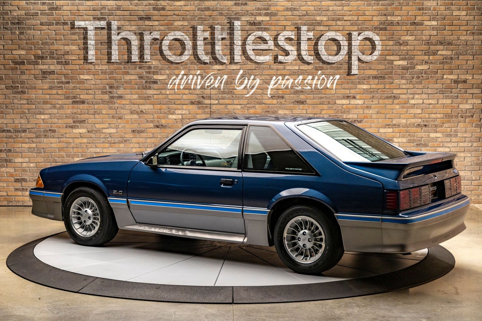 Ford-Mustang-1987-Coupe-4