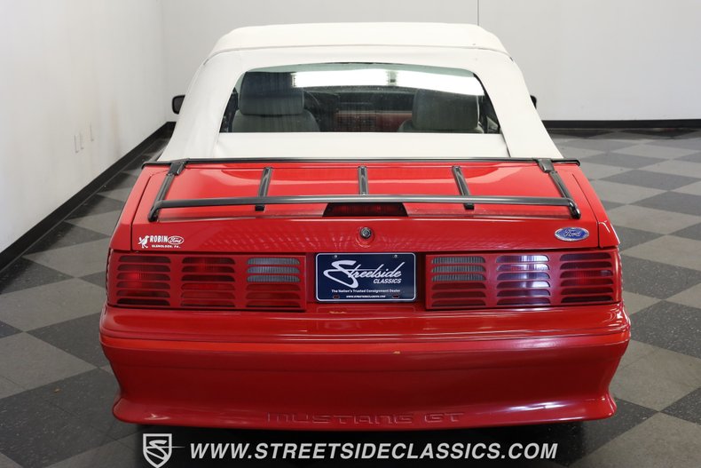 Ford-Mustang-1989-Bright-Red-White-2