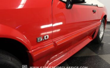 Ford-Mustang-1989-Bright-Red-White-24