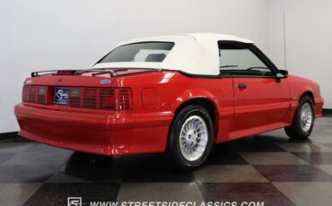 Ford-Mustang-1989-Bright-Red-White-28