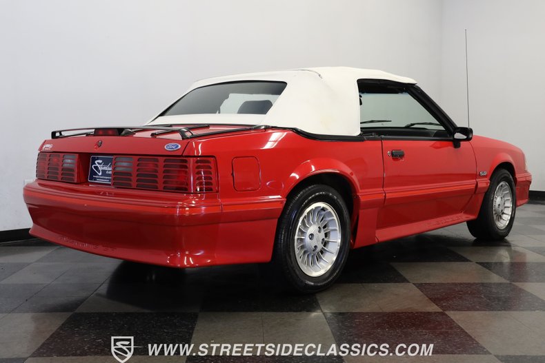 Ford-Mustang-1989-Bright-Red-White-28
