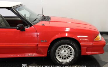 Ford-Mustang-1989-Bright-Red-White-31