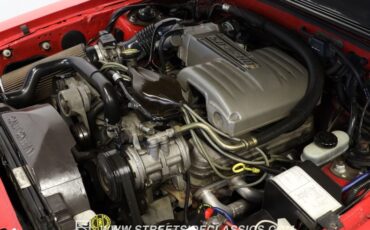 Ford-Mustang-1989-Bright-Red-White-33