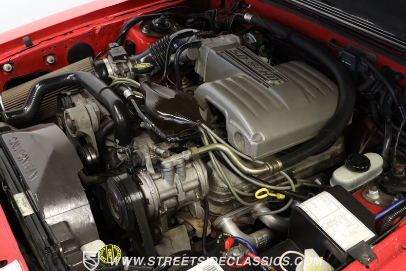 Ford-Mustang-1989-Bright-Red-White-33