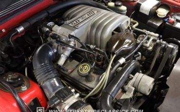 Ford-Mustang-1989-Bright-Red-White-34