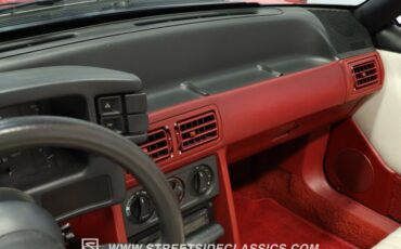 Ford-Mustang-1989-Bright-Red-White-38