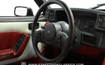 Ford-Mustang-1989-Bright-Red-White-45