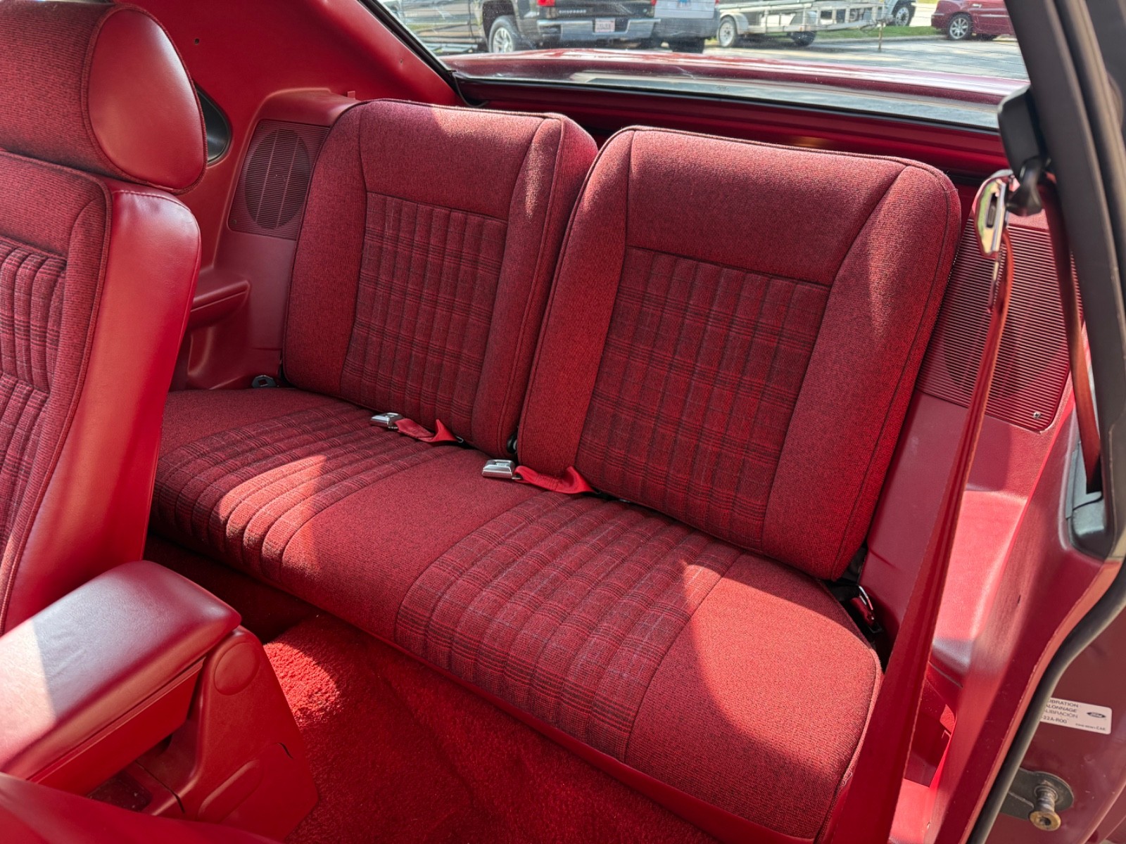 Ford-Mustang-1989-Coupe-29