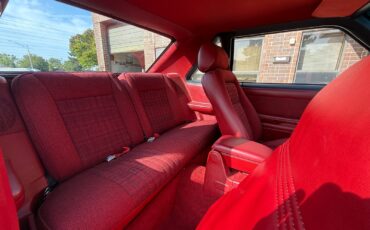 Ford-Mustang-1989-Coupe-34
