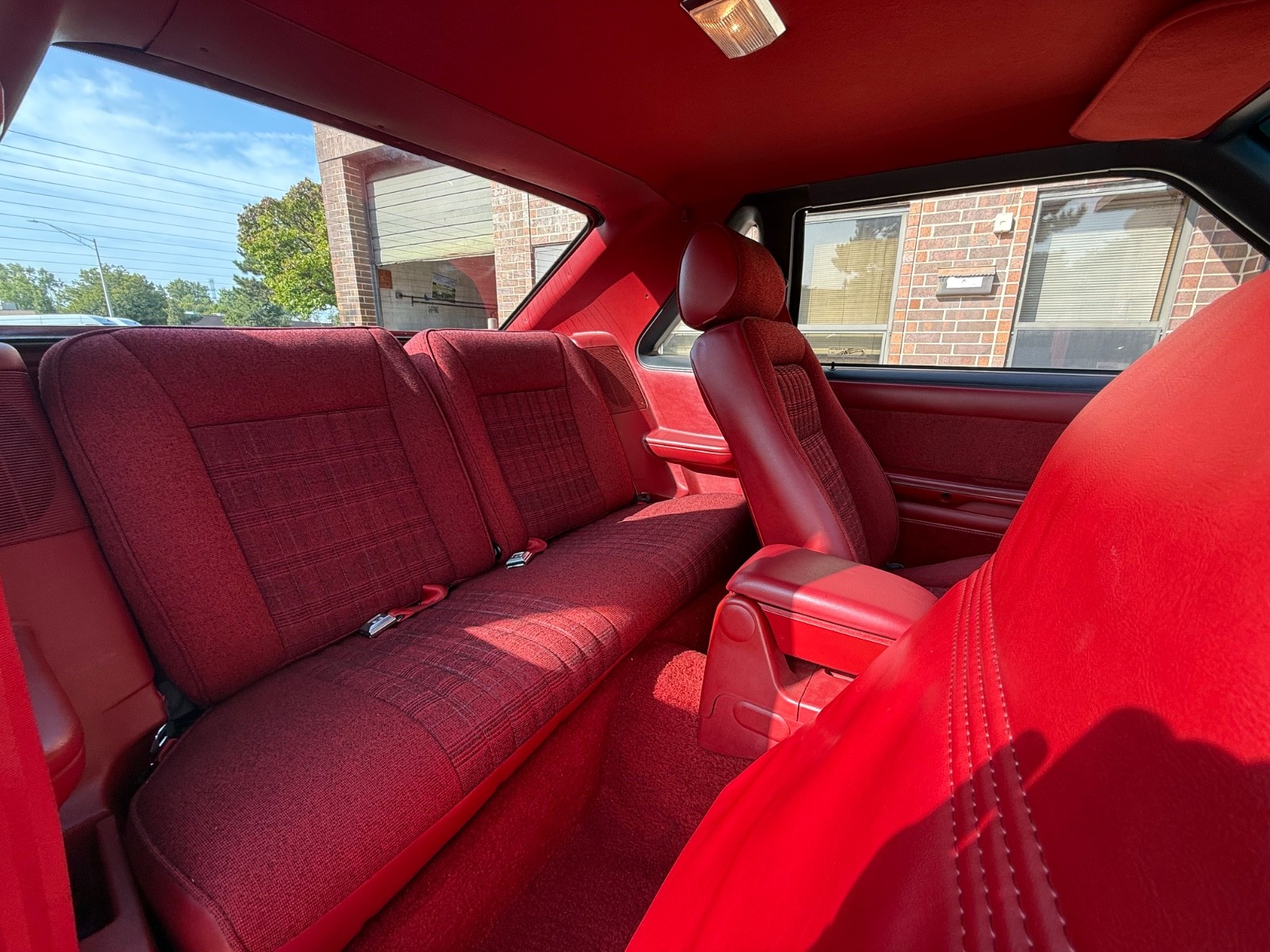 Ford-Mustang-1989-Coupe-34