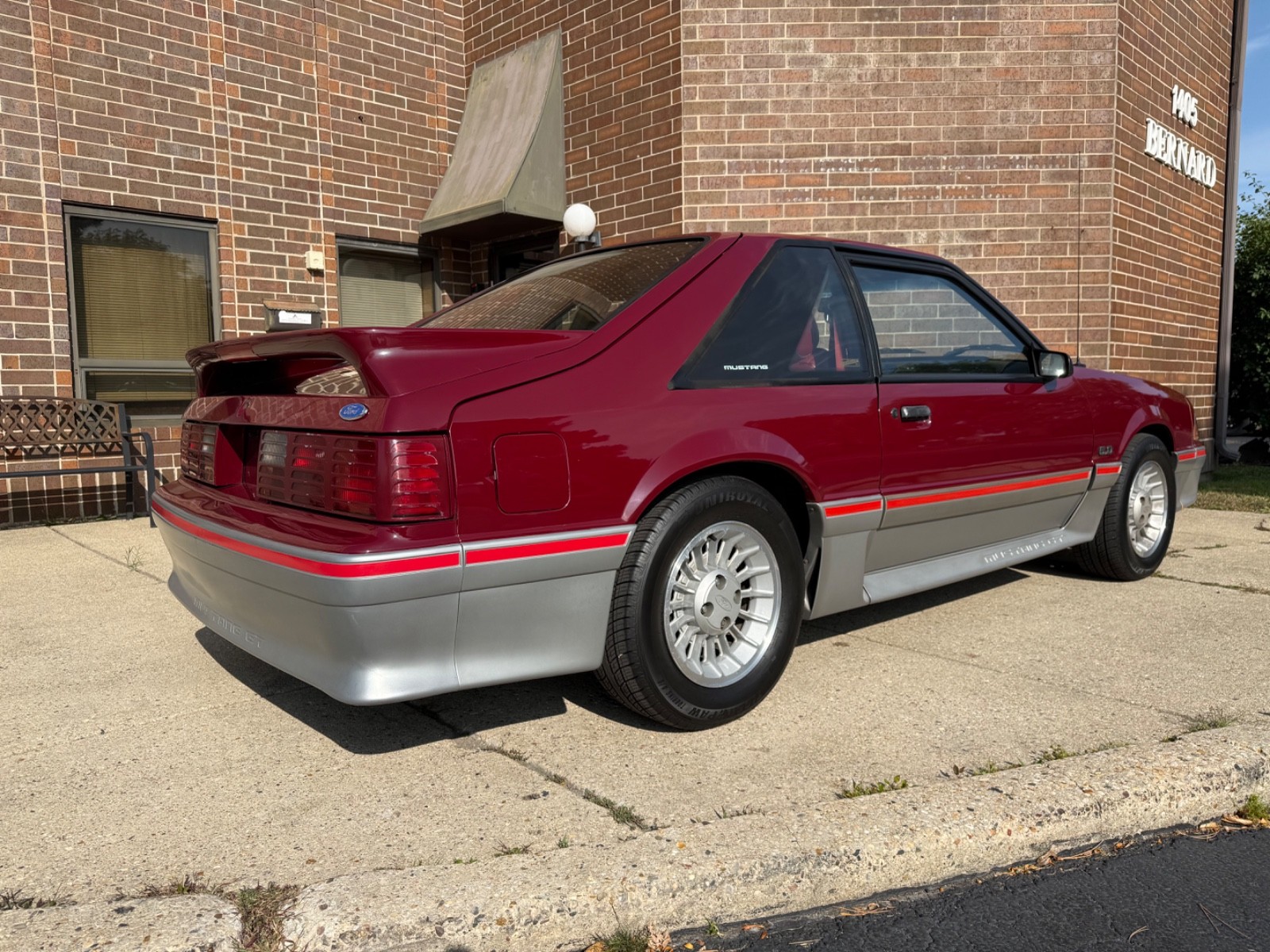 Ford-Mustang-1989-Coupe-8