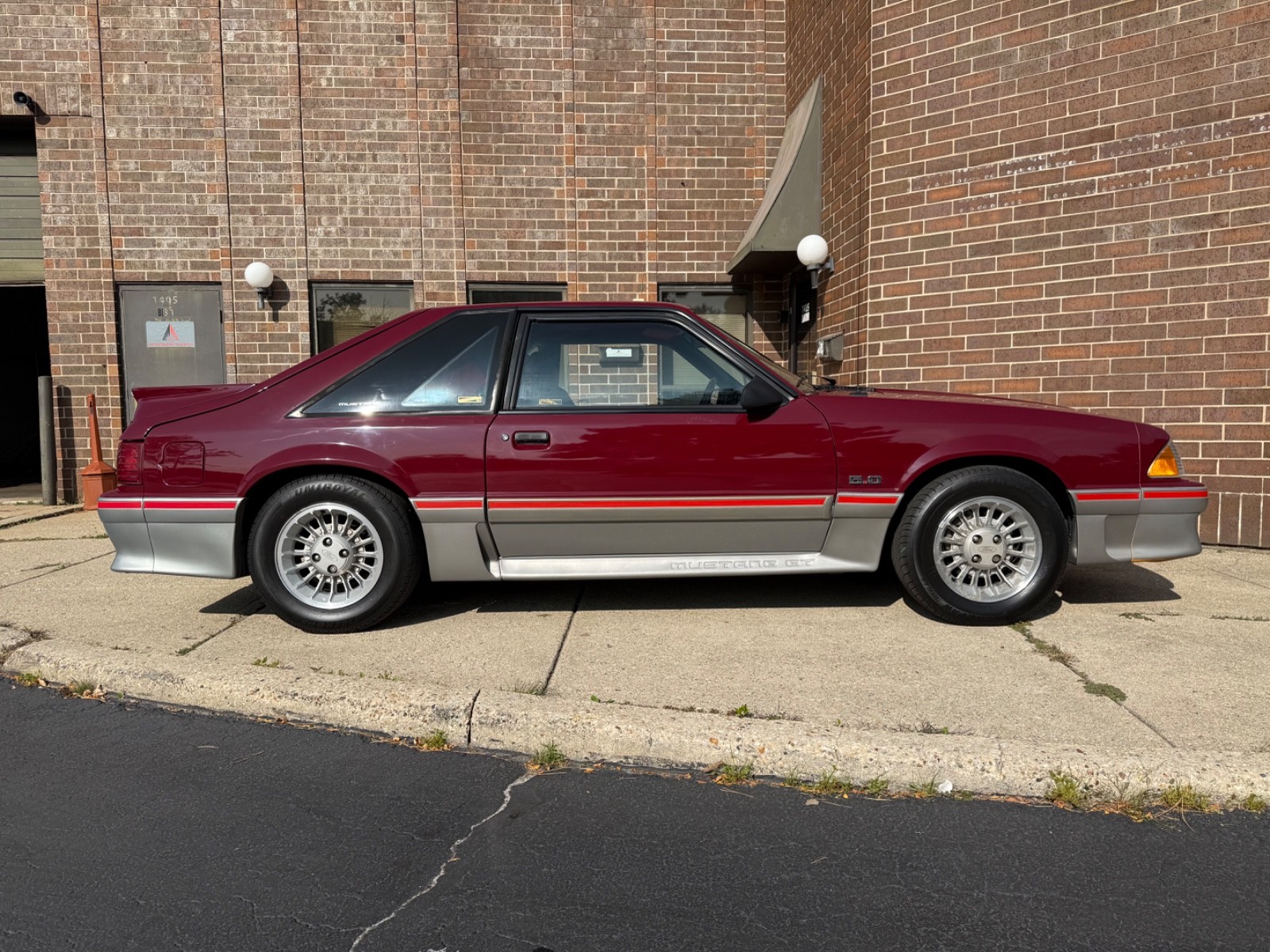 Ford-Mustang-1989-Coupe-9